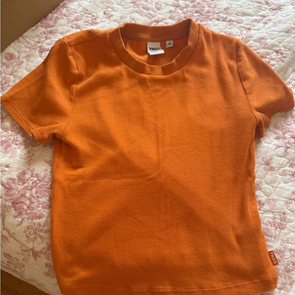 TNA Orange crop tee